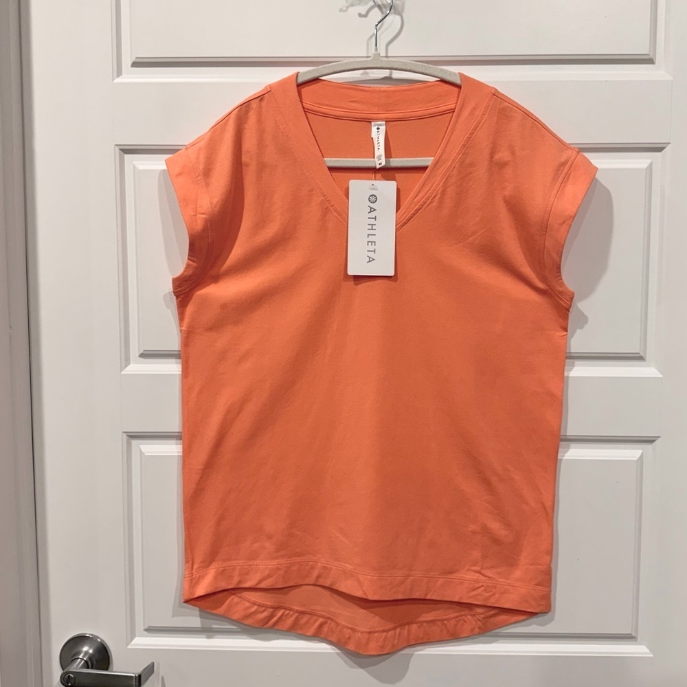 New Athleta Avenue Athleasure Tee XS Coral Walking Running Gorpcore Sporty - Picture 2 of 7